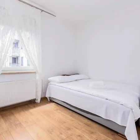 Brzezno Homely By Bookinghost * Gdańsk