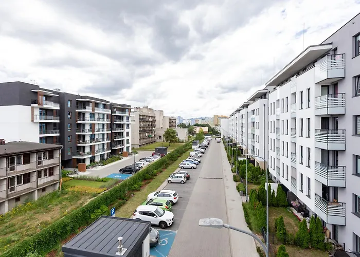 Brzezno Homely By Bookinghost شقة