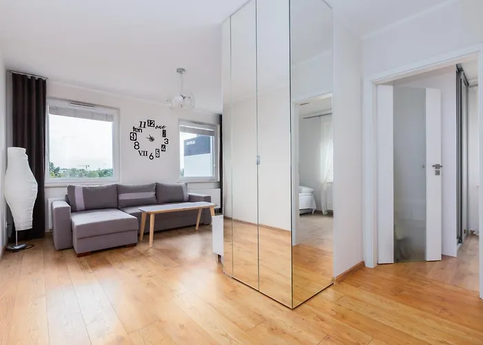 شقة Brzezno Homely By Bookinghost *