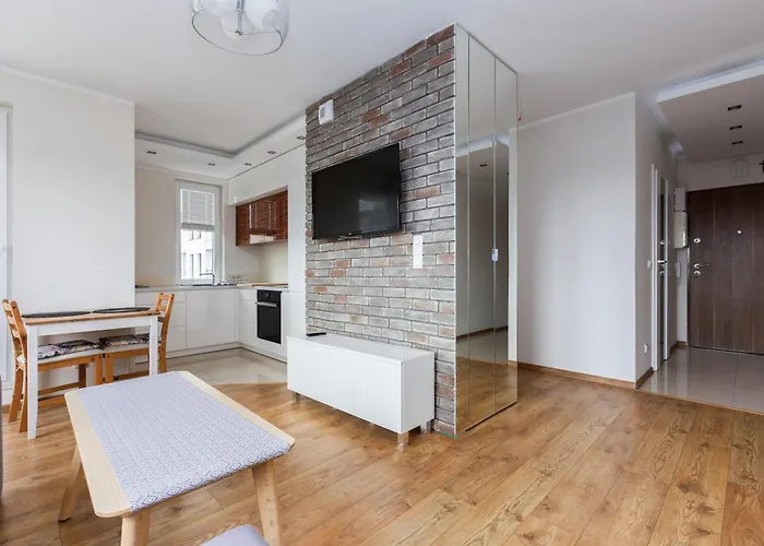 Brzezno Homely By Bookinghost グダニスク